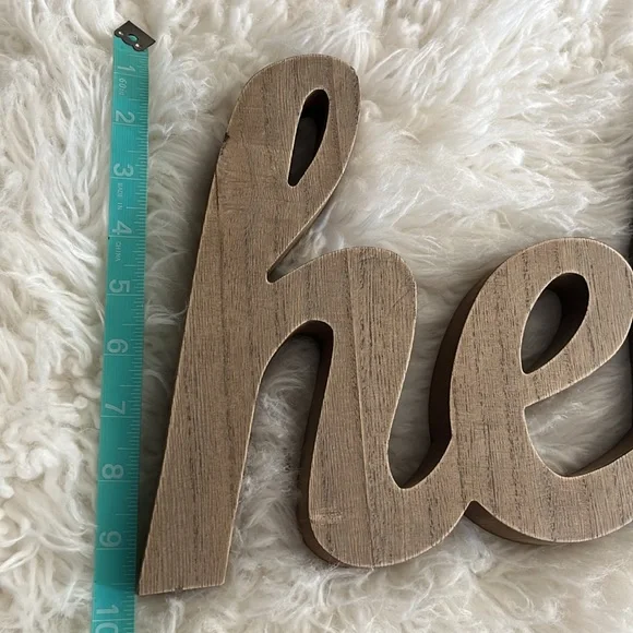 3/$25 wooden hello sign - Picture 3 of 4